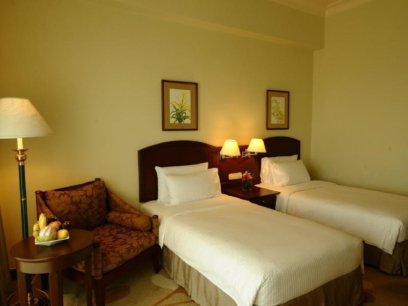 Marco Polo Davao Exterior foto A room at the hotel